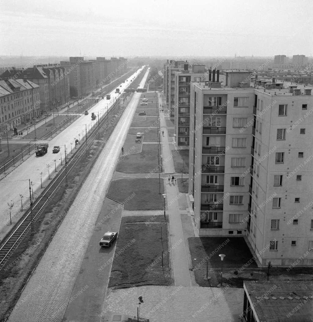 Településfejlesztés - Budapest - József Attila lakótelep