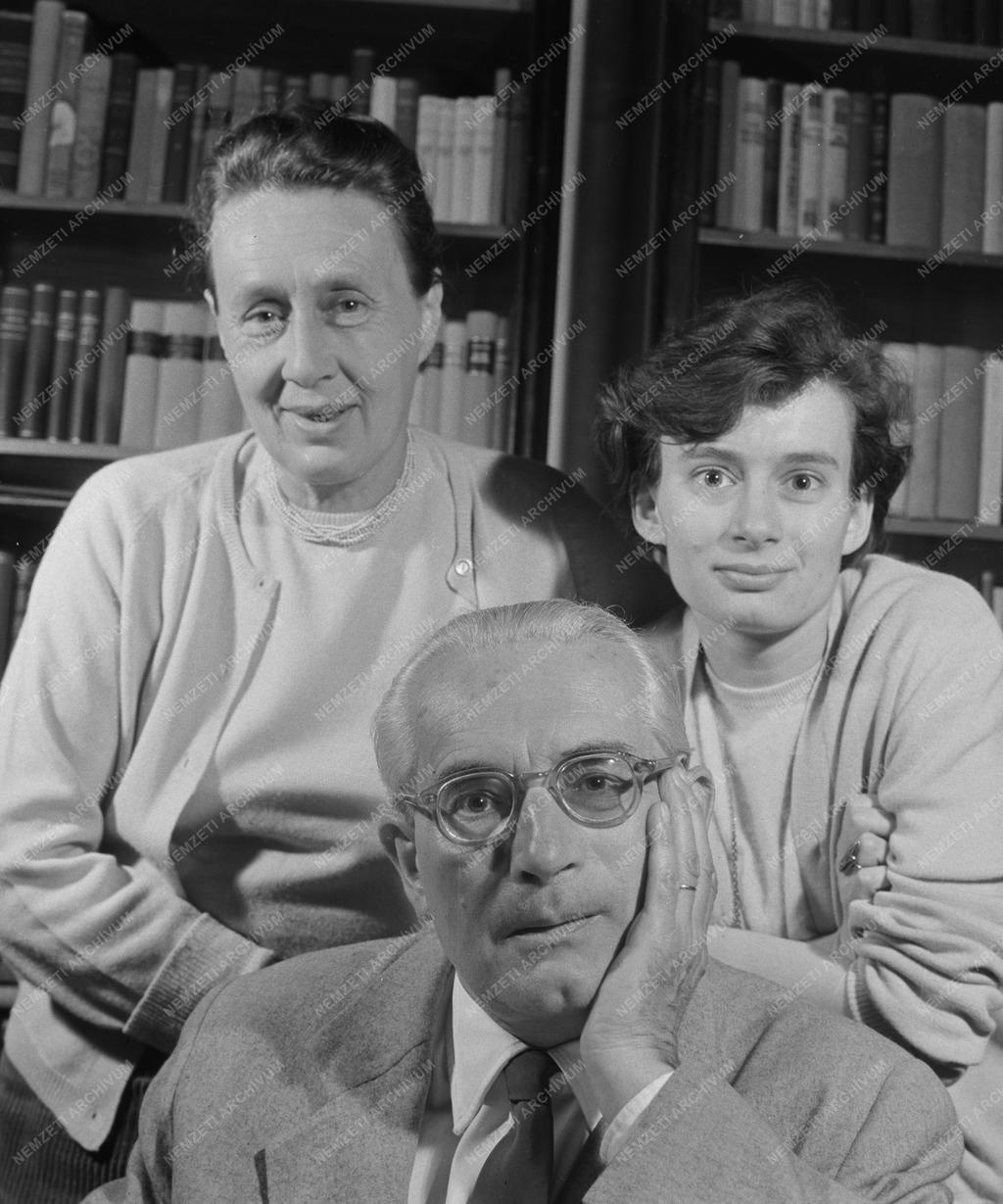 Kultúra - Irodalom - Passuth László