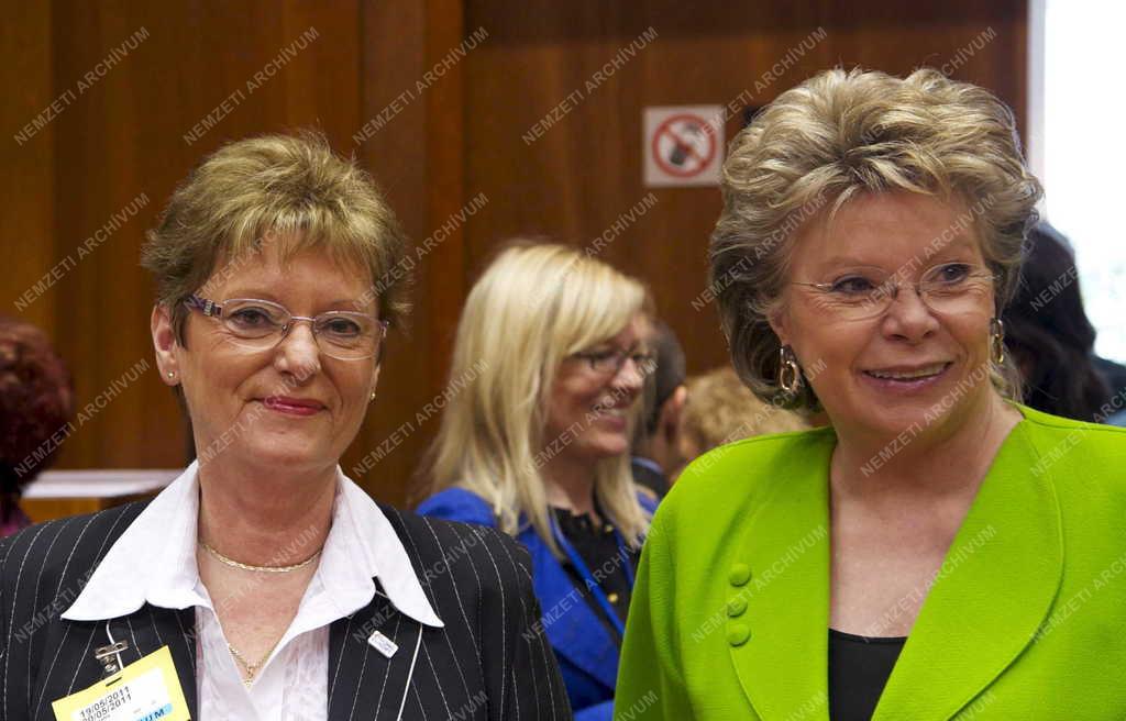 EU - Magyar elnökség -  Hoffmann Rózsa