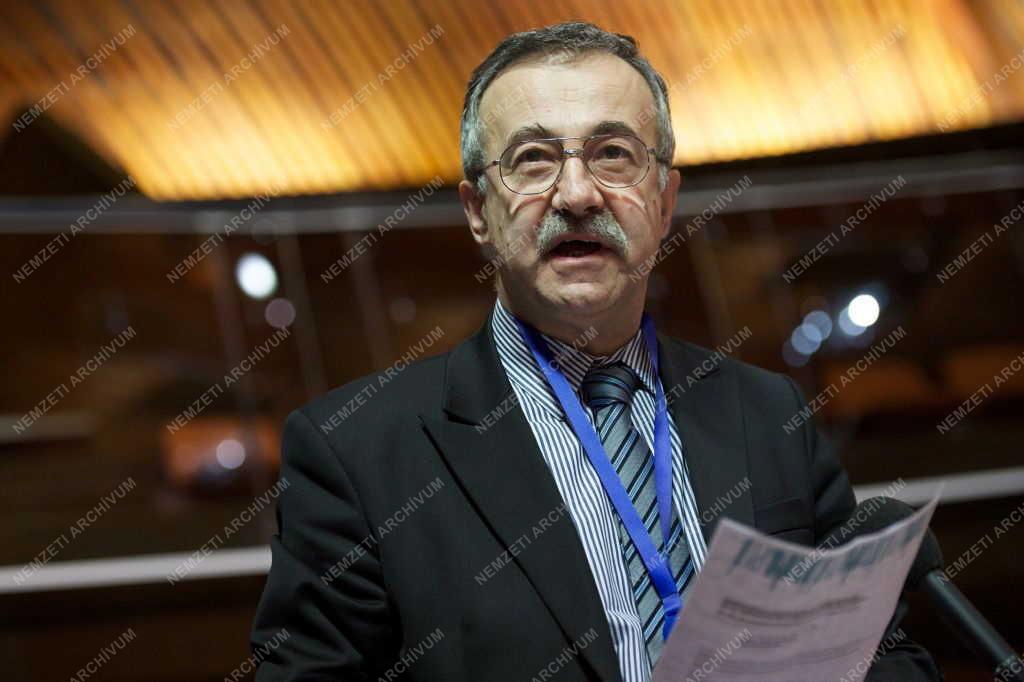 Az Európa Tanács Parlamenti Közgyűlése