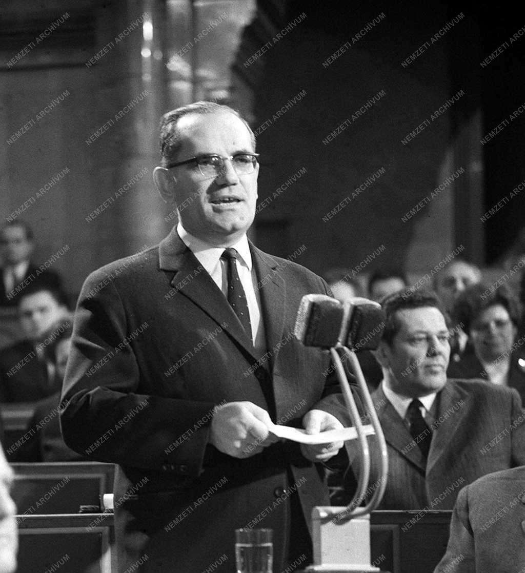 Országgyűlés - 1968