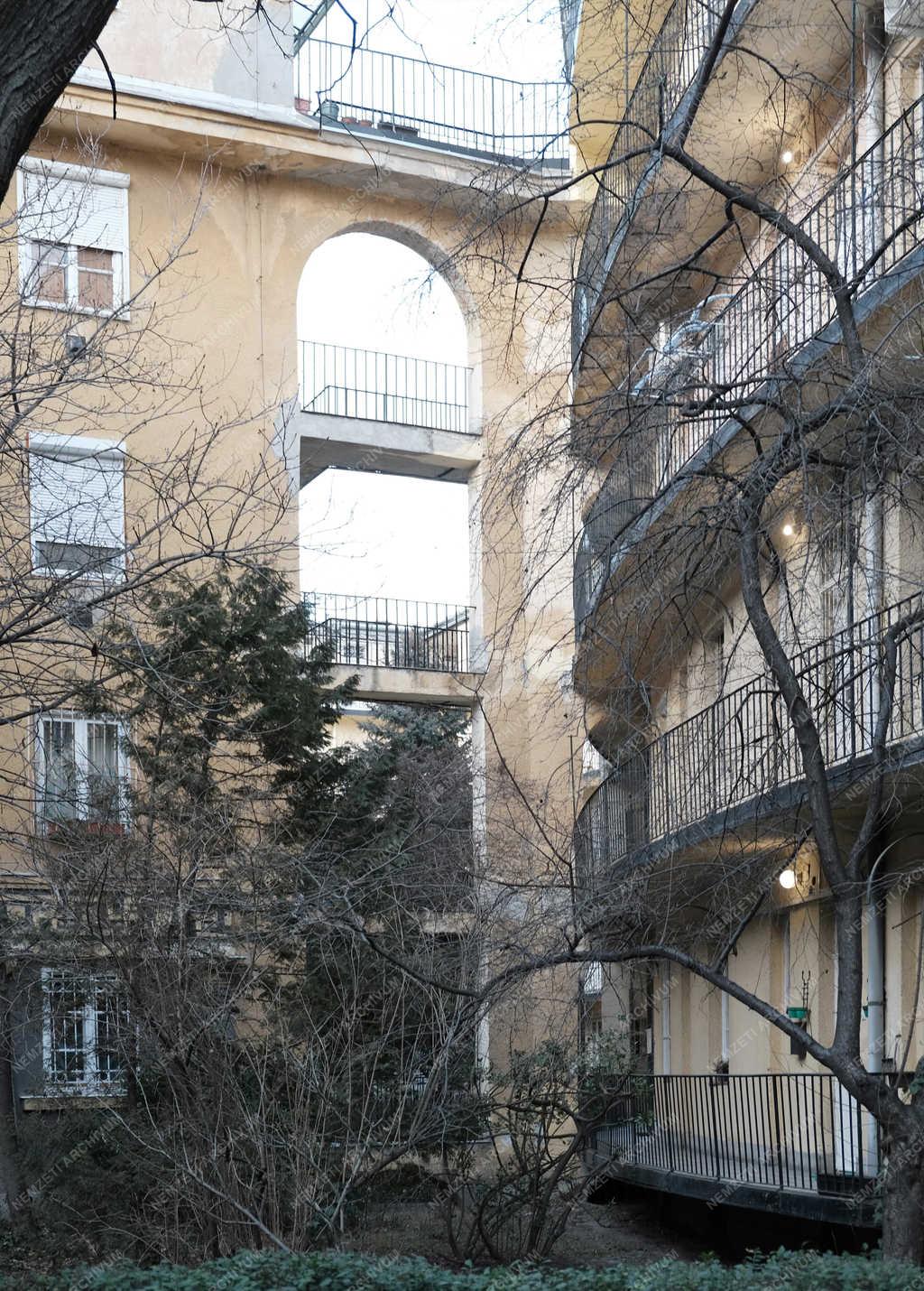 Városkép - Budapest - Az Angol Magyar Bank bérházai