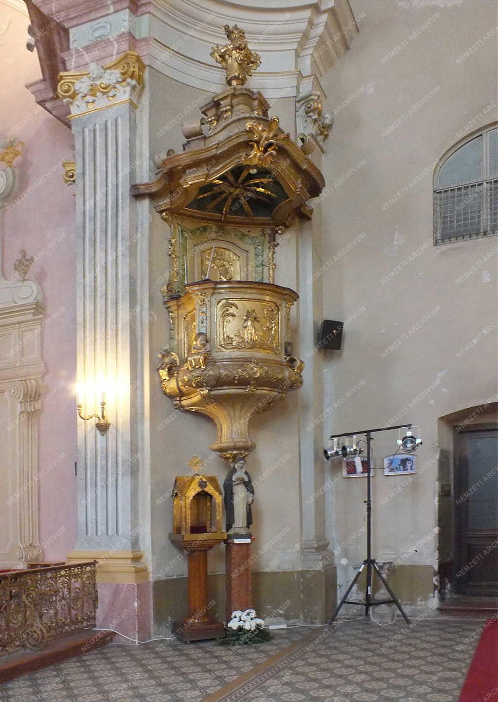Egyházi épület -  Budapest - Belvárosi Szent Mihály-templom