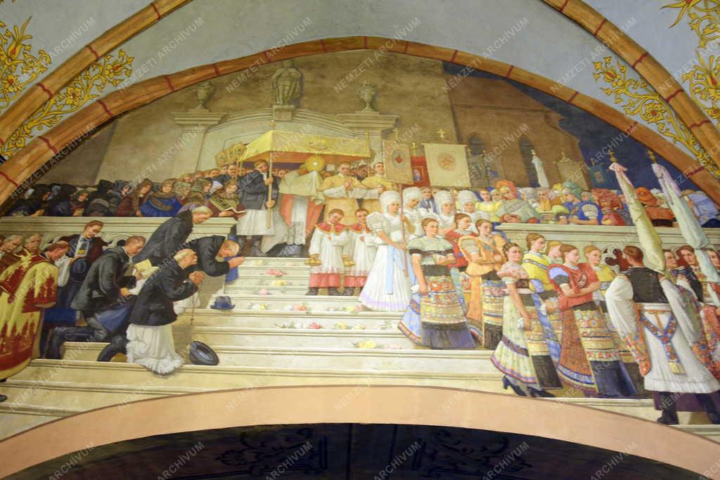 Egyházi épület - Mezőkövesd - Szent László katolikus templom