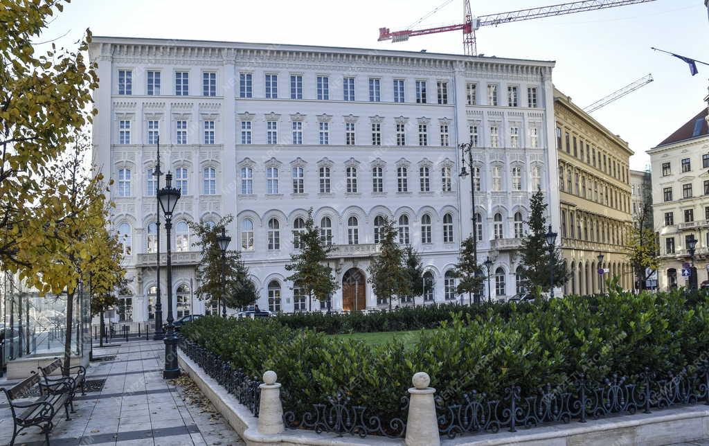 Városkép - Budapest - József nádor tér