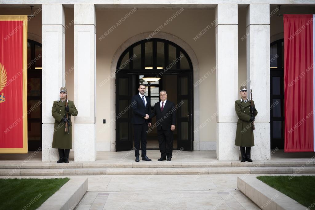 Orbán Viktor fogadja a montenegrói miniszterelnököt