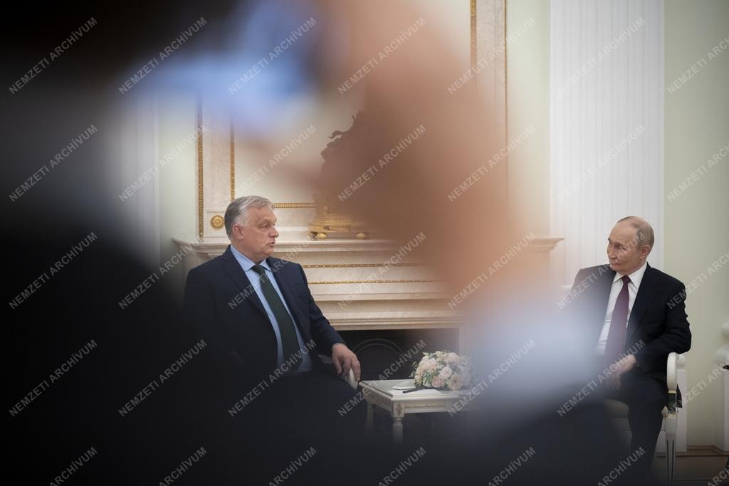 Orbán Viktor Moszkvában