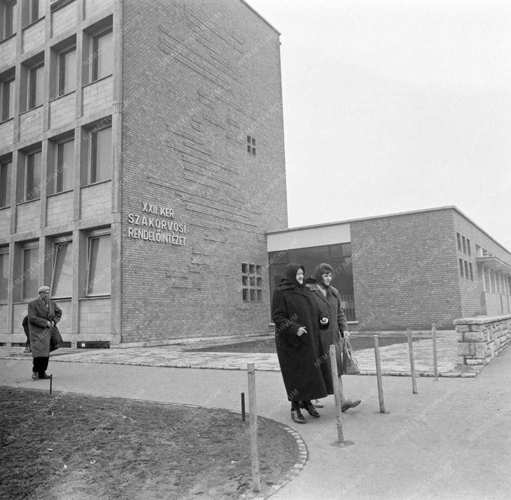 Egészségügy - Új szakorvosi rendelőintézet Budafokon