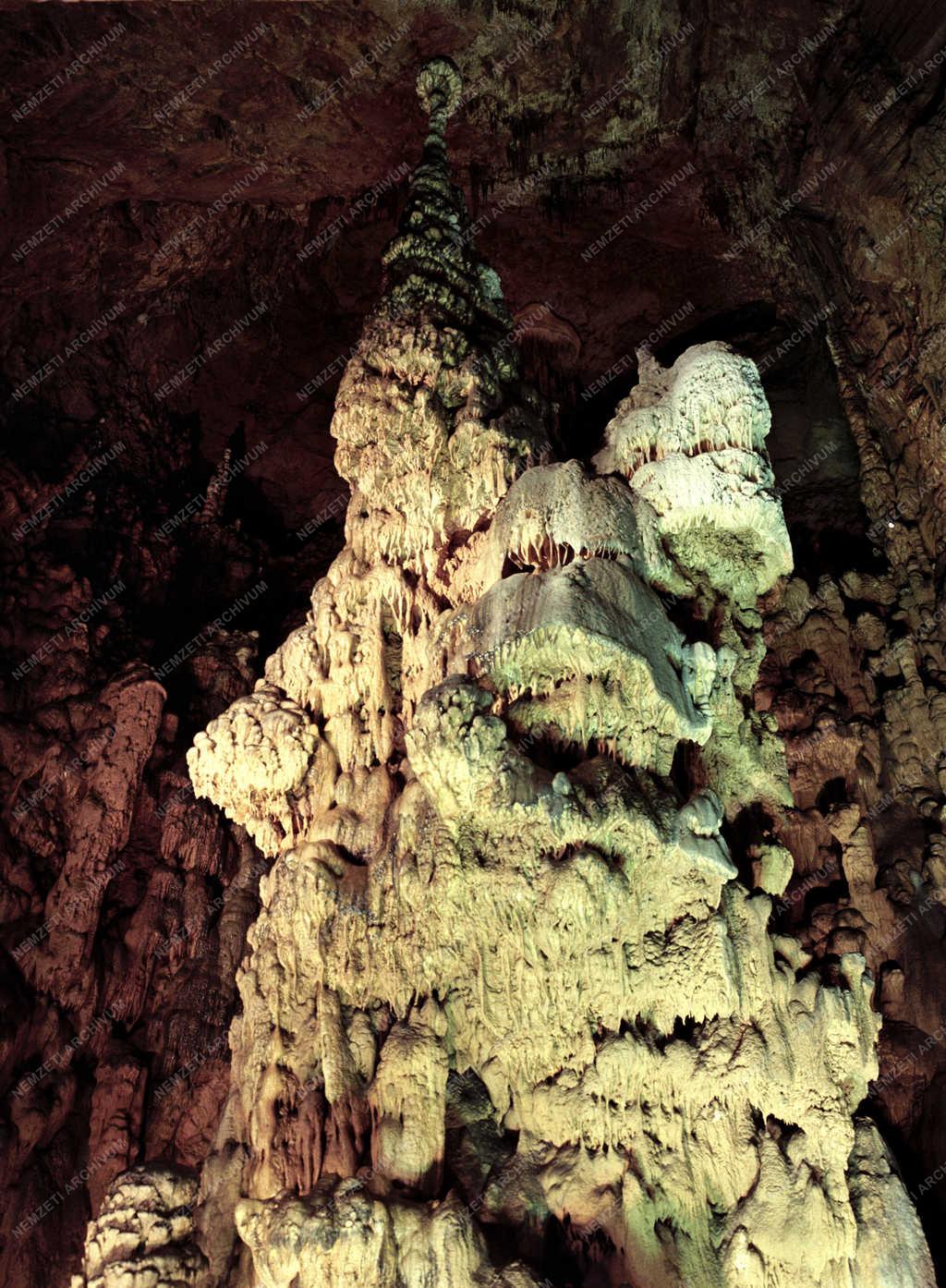 Természet - Jósvafői cseppkőbarlang