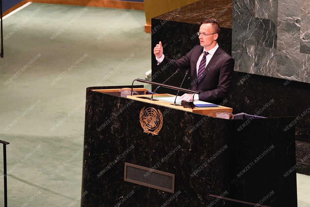 Szijjártó Péter New Yorkban