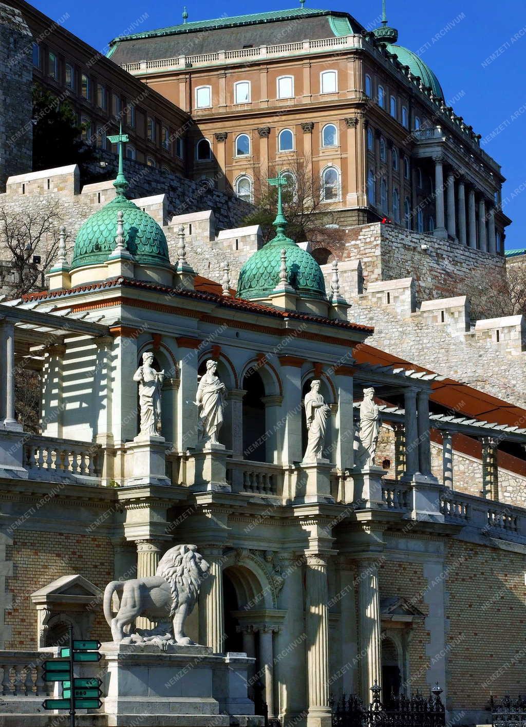 Városkép - Budapest - A Várkert Bazár és a Budavári Palota