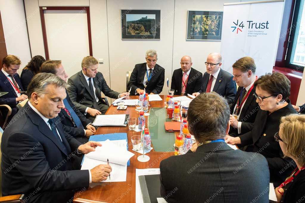 Orbán Viktor Brüsszelben