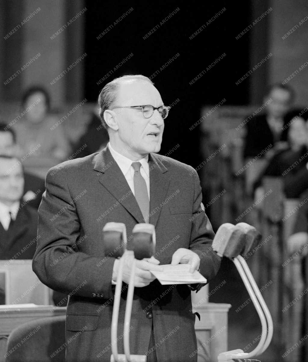 Belpolitika - Az Országgyűlés februári ülésszaka