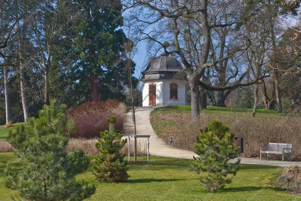 Épület - Gödöllő - Királydombi barokk pavilon 