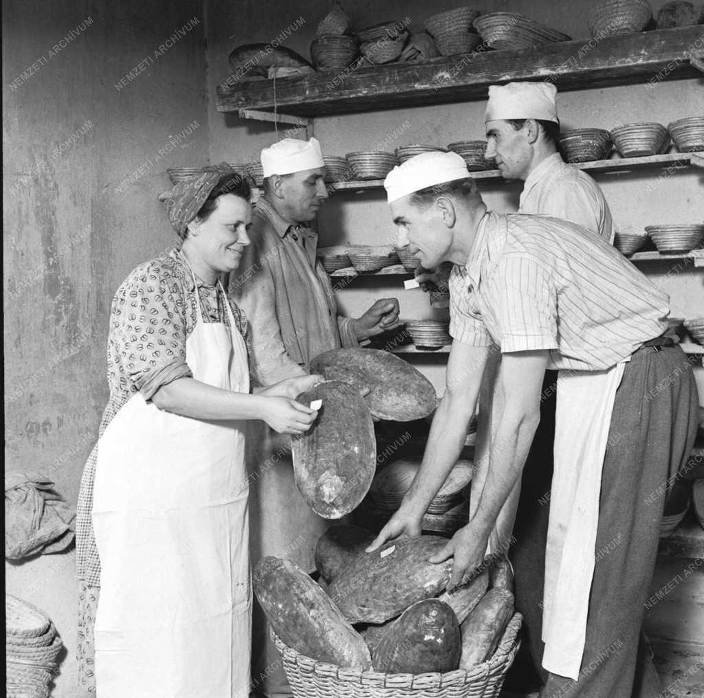 Ipar - SZÖVOSZ hírek: Pékség