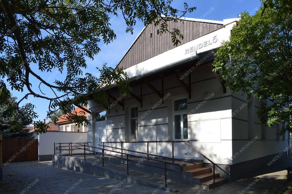 Egészségügy - Tiszaalpár - Orvosi Rendelő