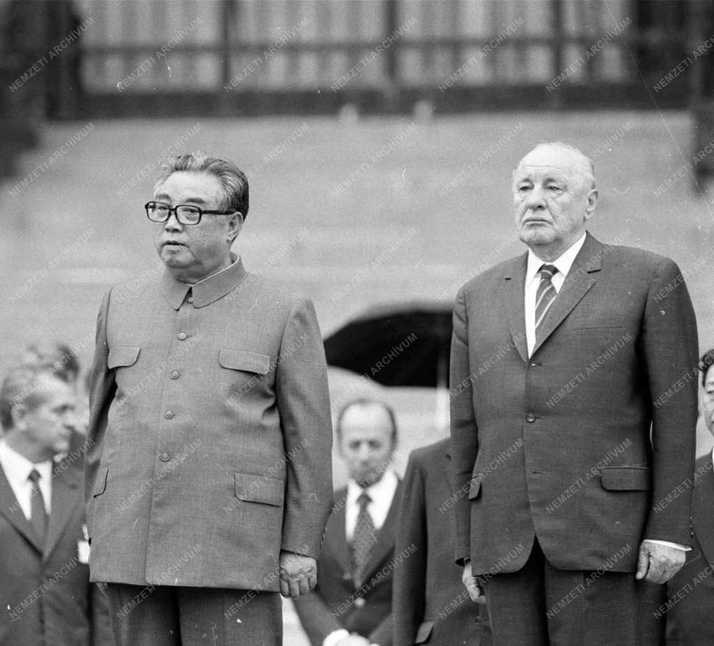 Külkapcsolat - Kim Ir Szen Budapesten
