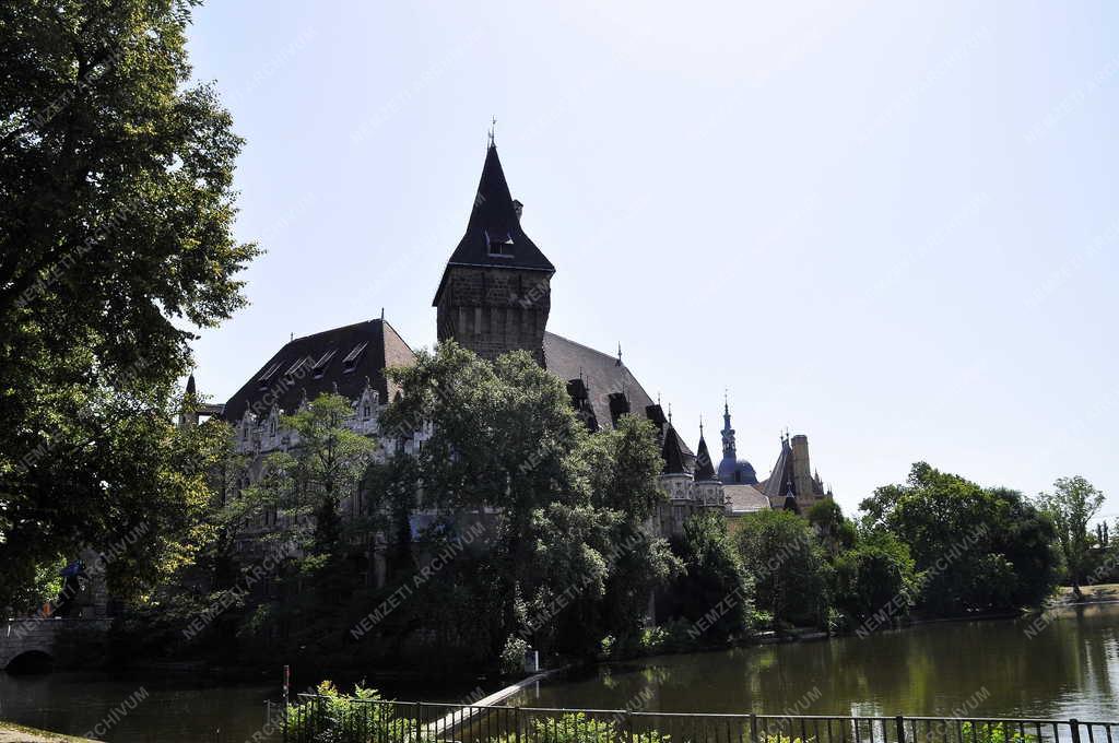 Városkép - Budapest - Városliget - Vajdahunyad vára