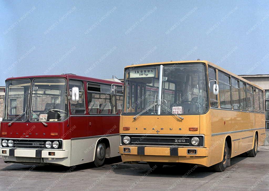 Tömegközlekedés - Járműipar - Új Ikarus buszok