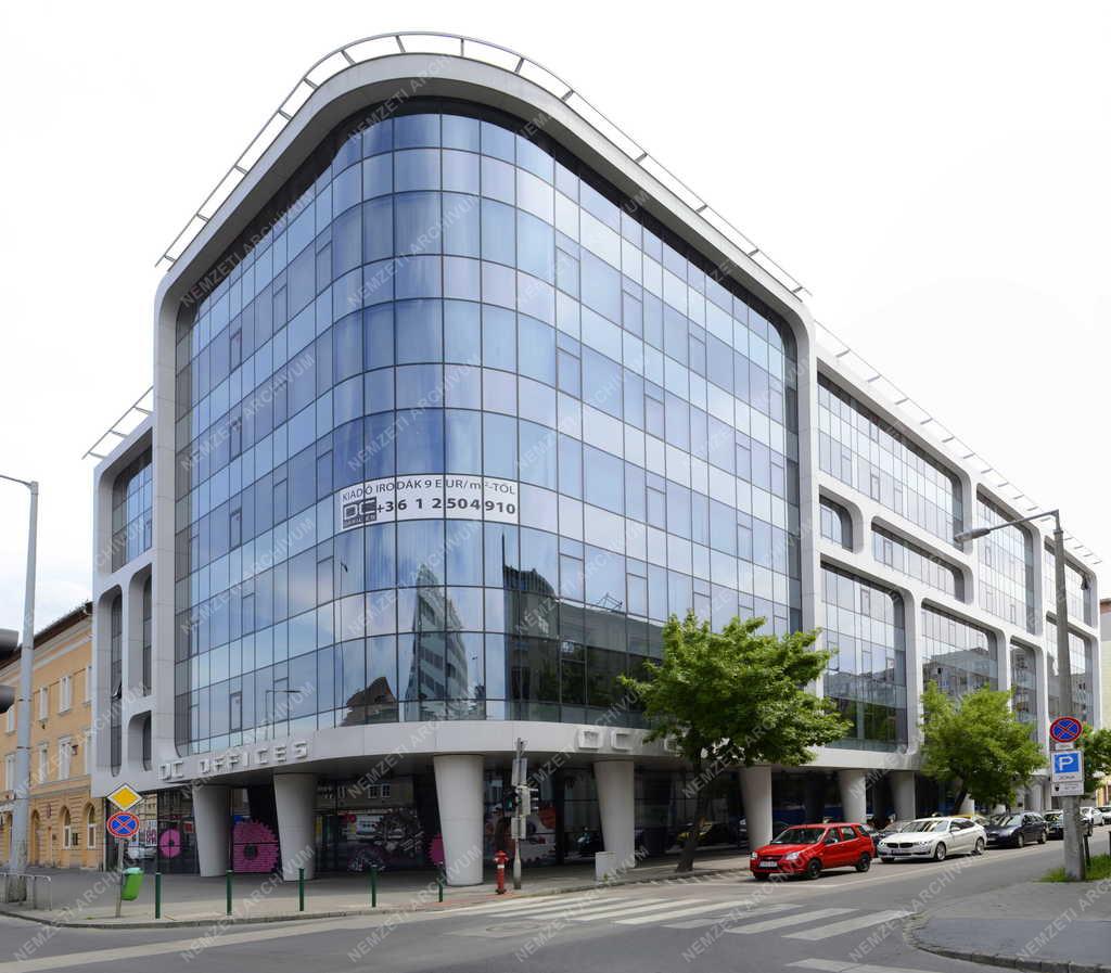 Épület - Budapest - A DC Offices Irodaház 