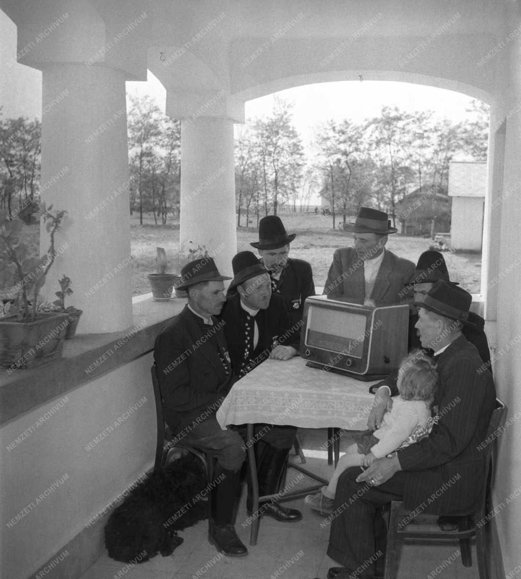 1956 - Rádiózás - Szabadidő