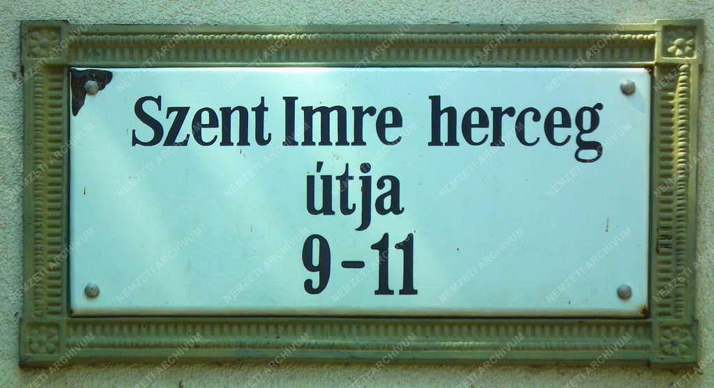 Tárgy - Leányfalu - Utcanévtábla