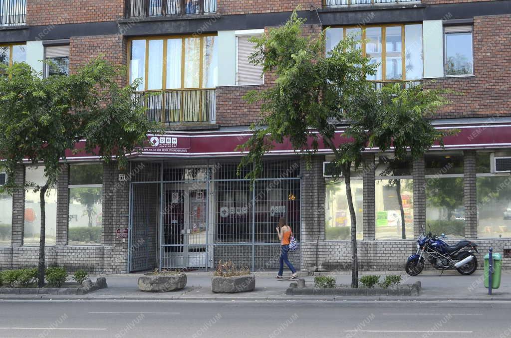 Városkép - Budapest - Közhivatal