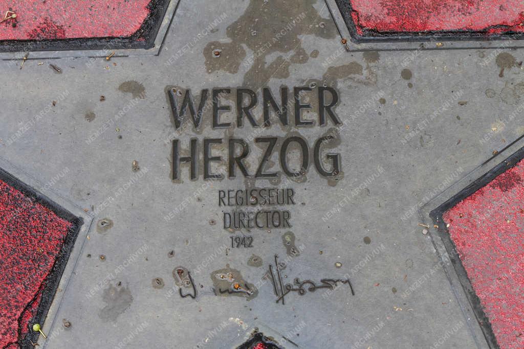 Utcakép - Berlin - Boulvard der Stars