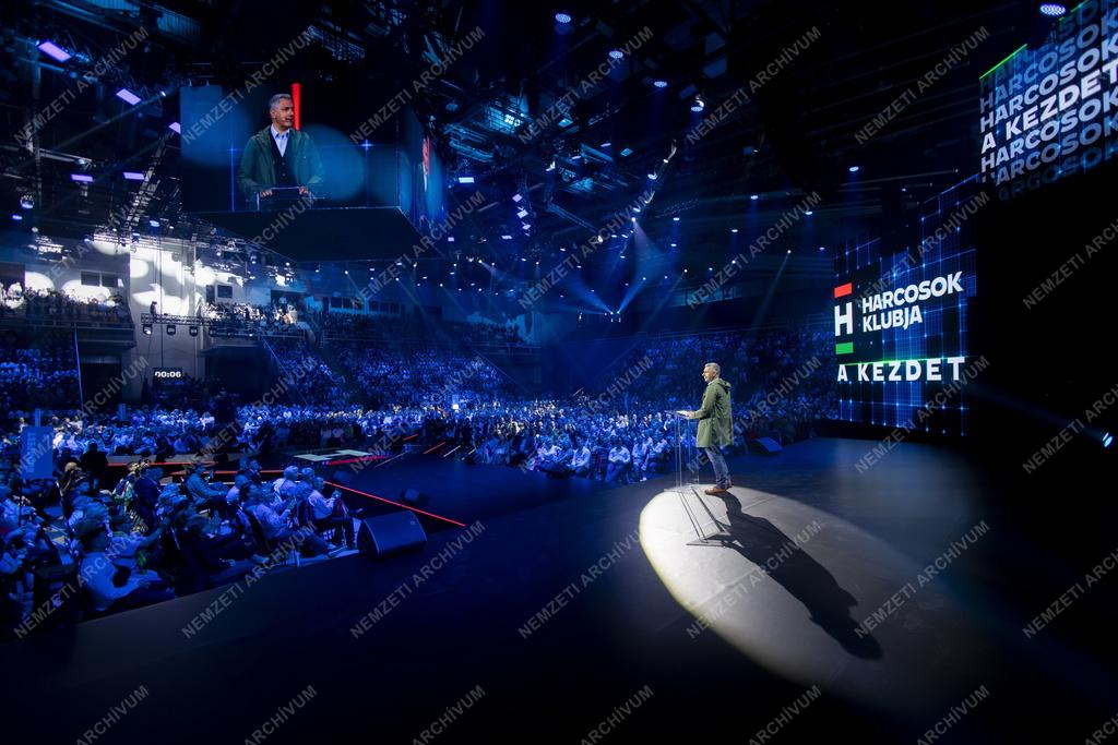 A Harcosok klubja - A kezdet elnevezésű rendezvény Budapesten