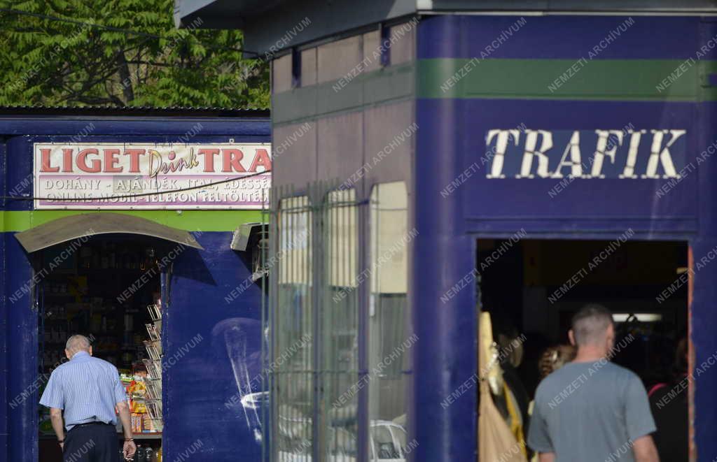 Városkép - Budapest - Trafik 