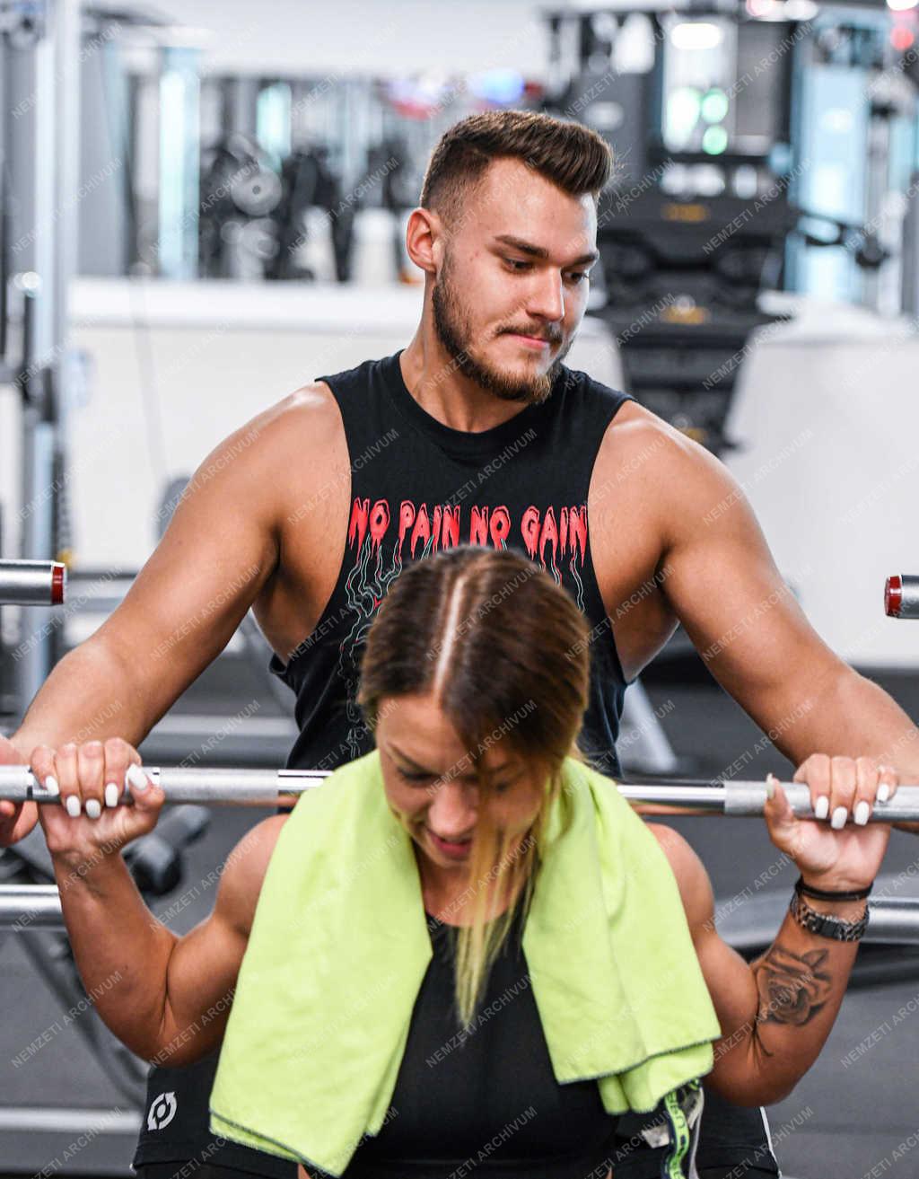 Koronavírus - Debrecen - Nyitva a fitneszközpont 