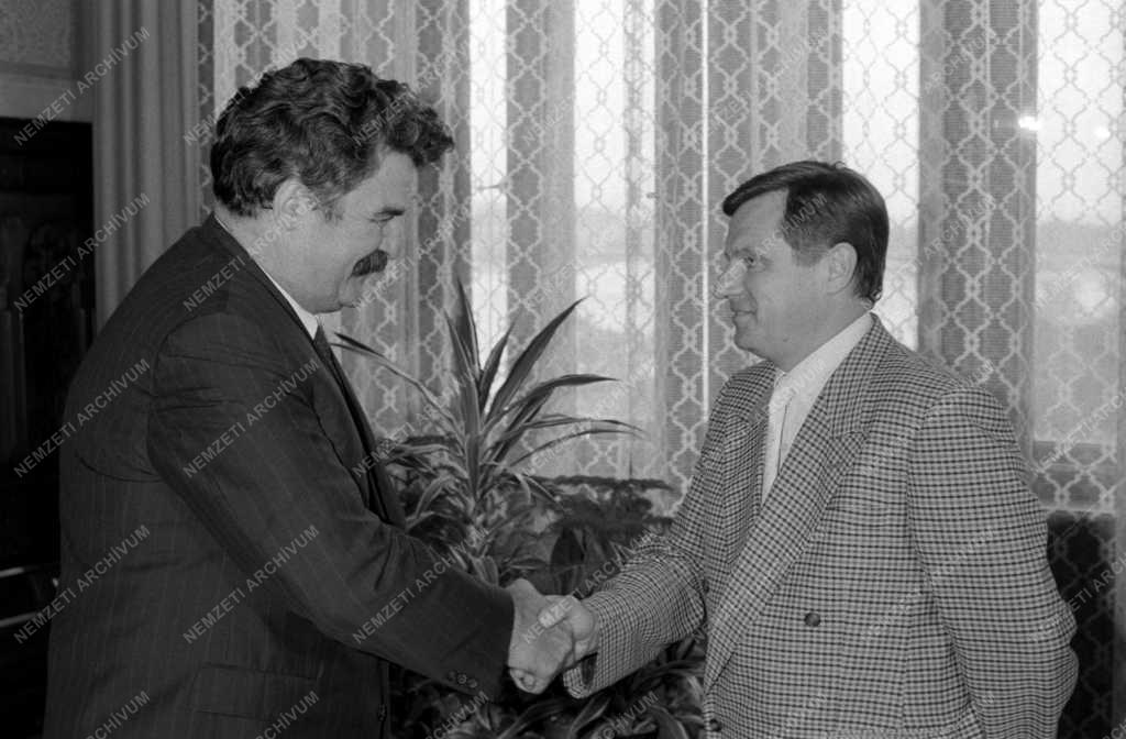 Külkapcsolat - Németh Miklós fogadta a szerb miniszterelnök?