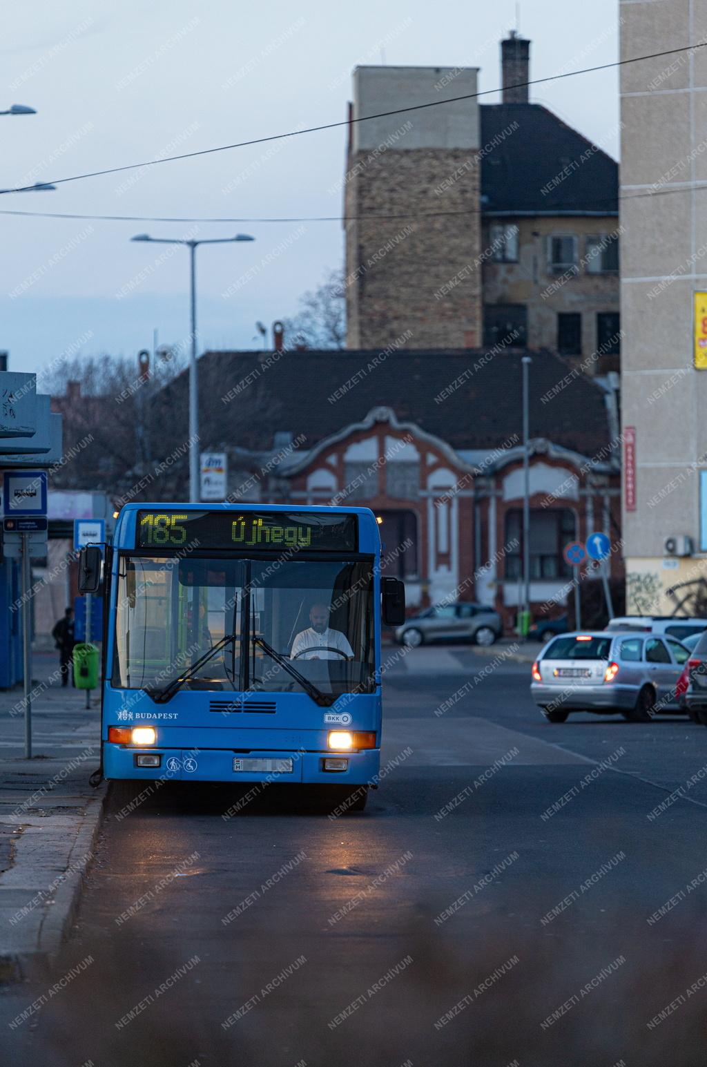 Közlekedés - Budapest - 185-ös busz