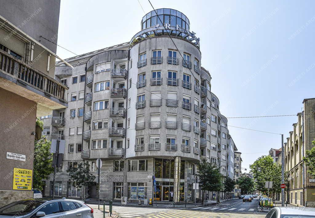 Városkép - Budapest - Reax-Viza Kft. épülete Angyalföldön