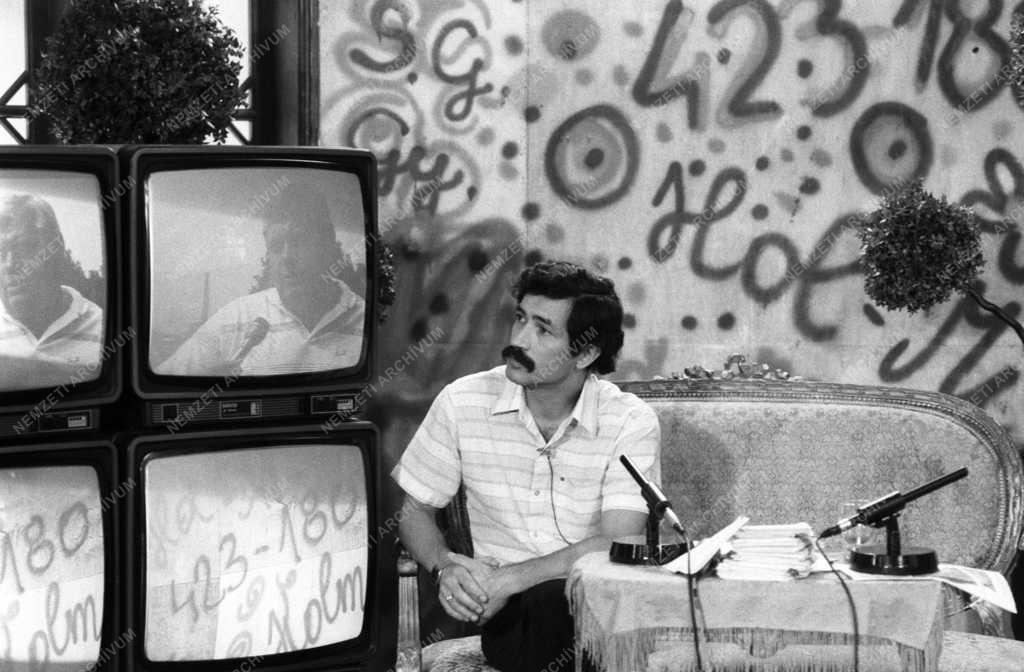 Televízió - A Hol-Mi? című tv-műsor forgatása