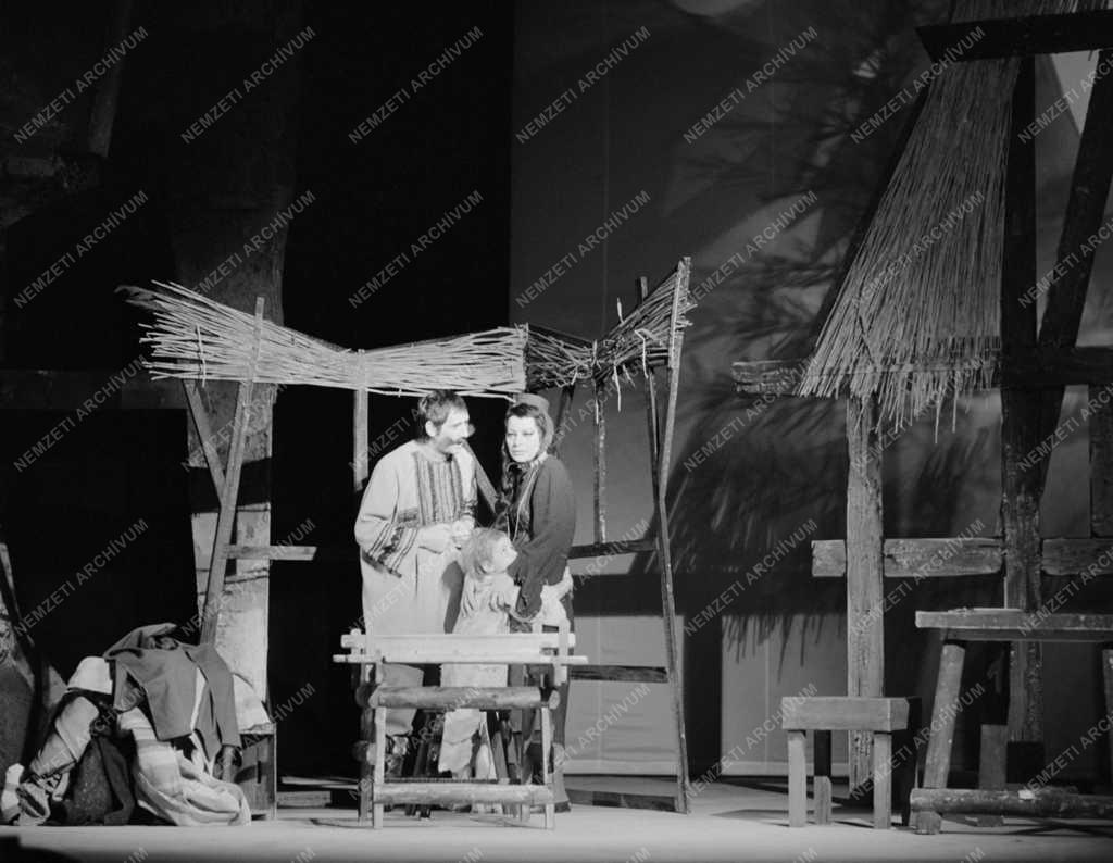 Kultúra - Színház - Bertolt Brecht: A kaukázusi krétakör