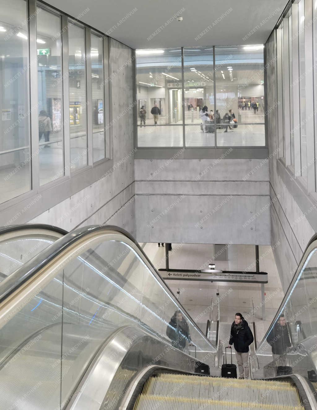 Közlekedés - Budapest - M4-es metró