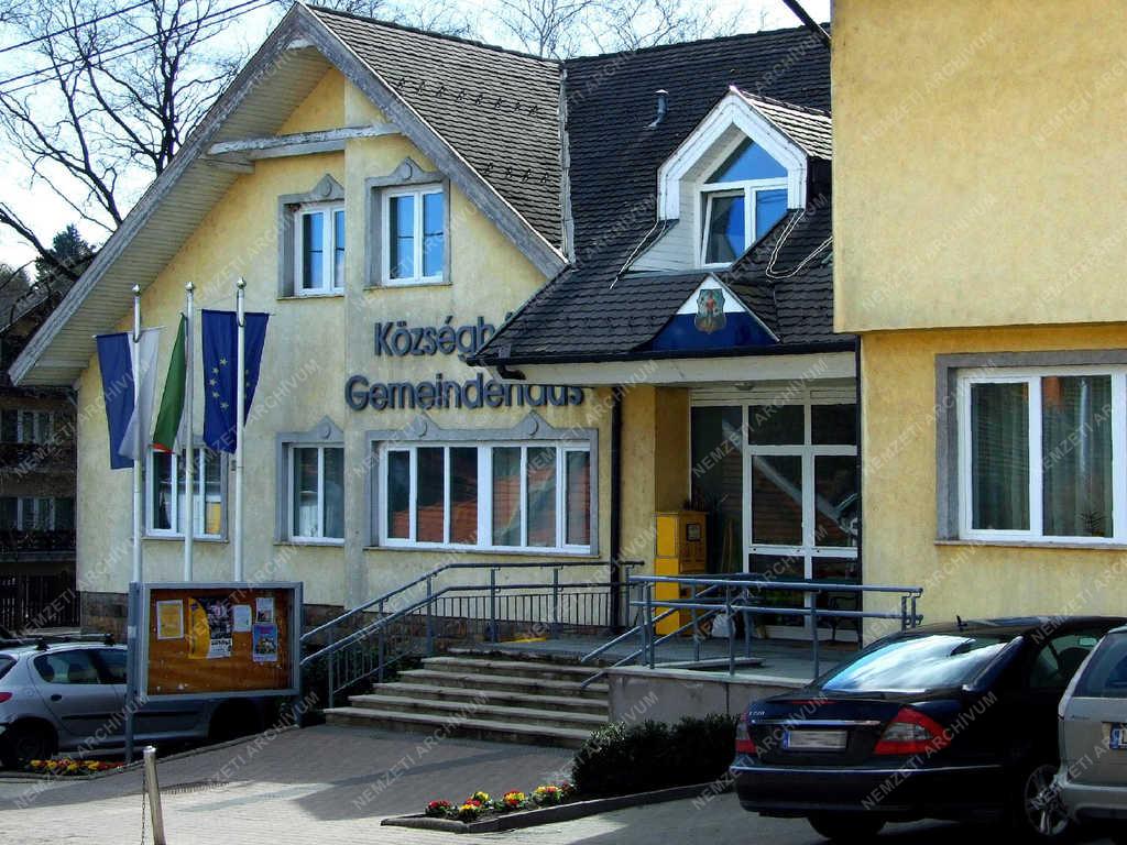 Önkormányzat - Solymár - A Községháza épülete