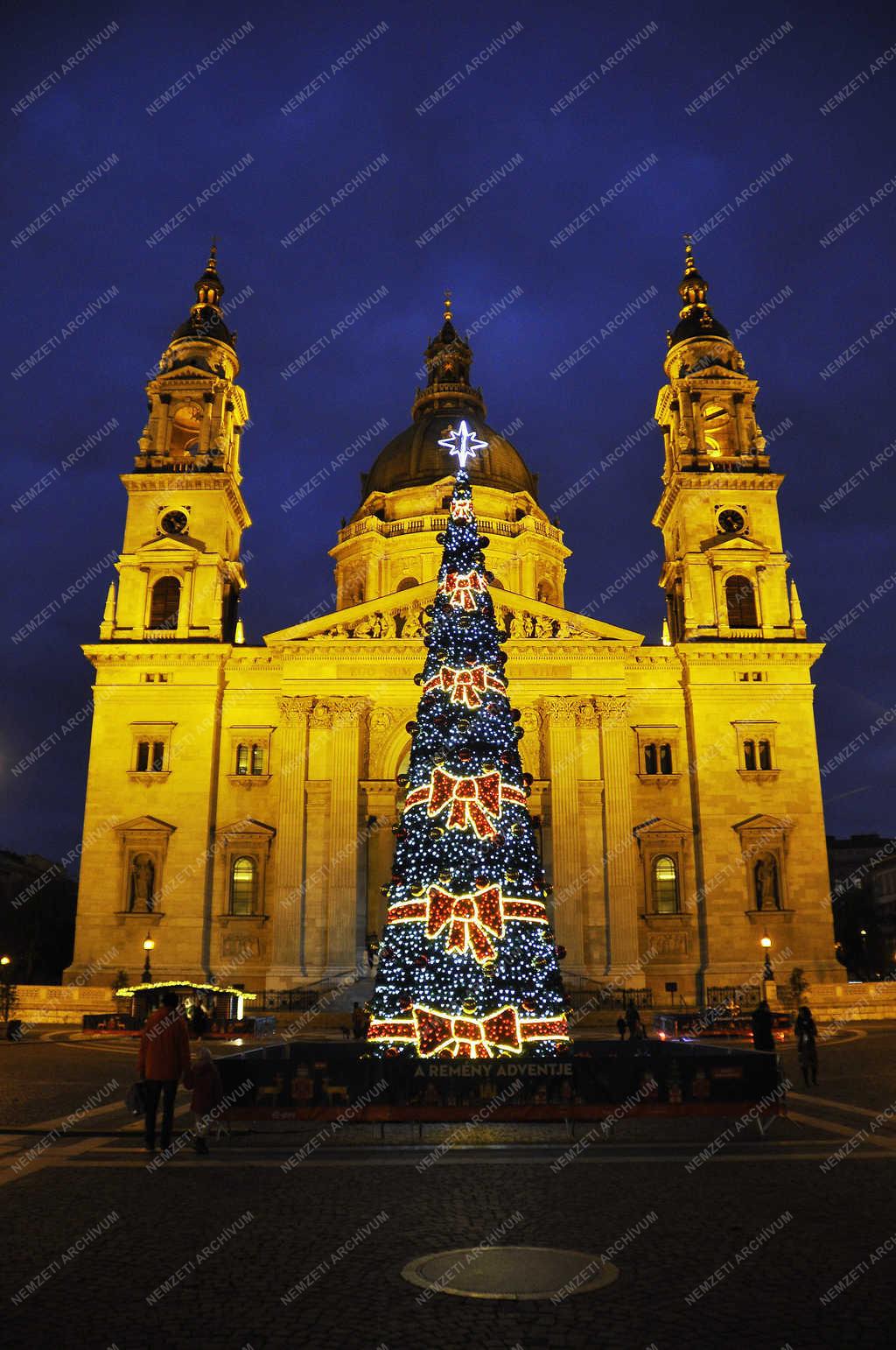 Ünnep - Budapest - Advent a Bazilikánál