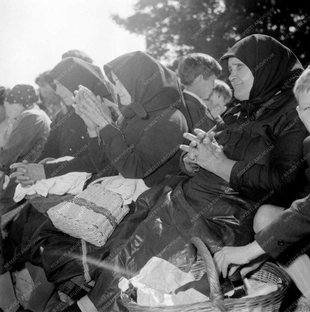 Egyház - 100 éve szentelték fel az Esztergomi Bazilikát