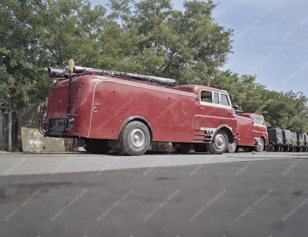 Katasztrófavédelem - Tűzoltóautók