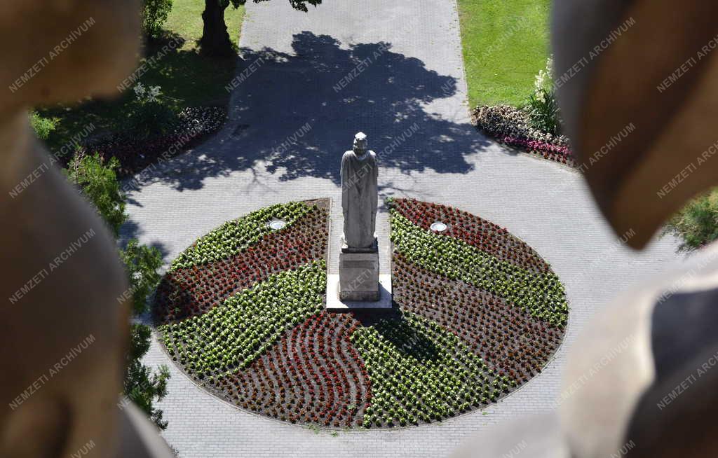 Műalkotás - Szent László szobor