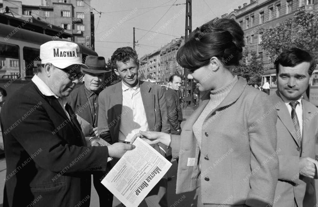 Sajtó - A Magyar Hírlap megjelenése