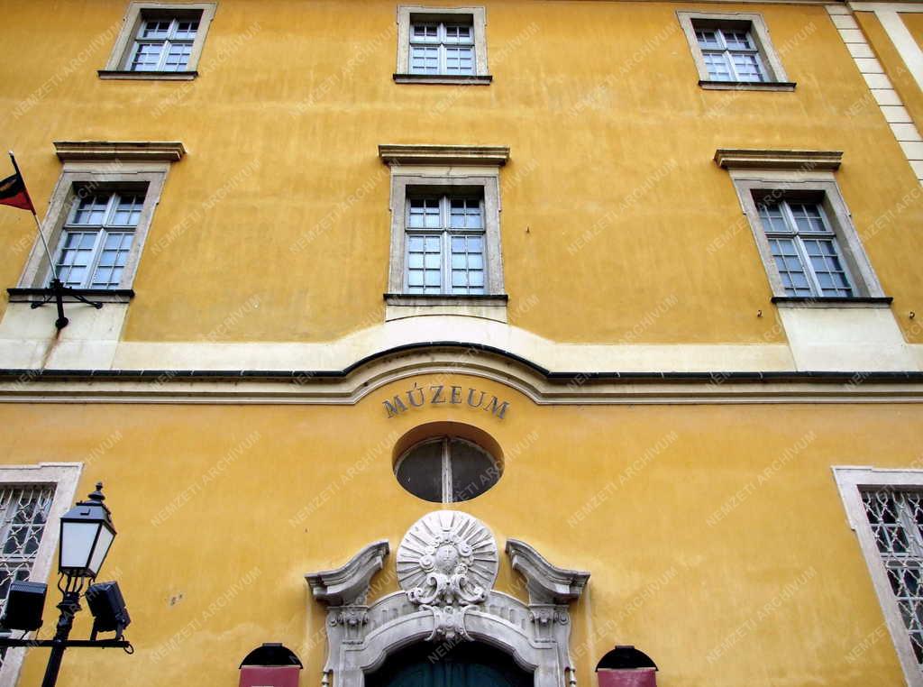 Épület - Székesfehérvár - A Szent István Király Múzeum