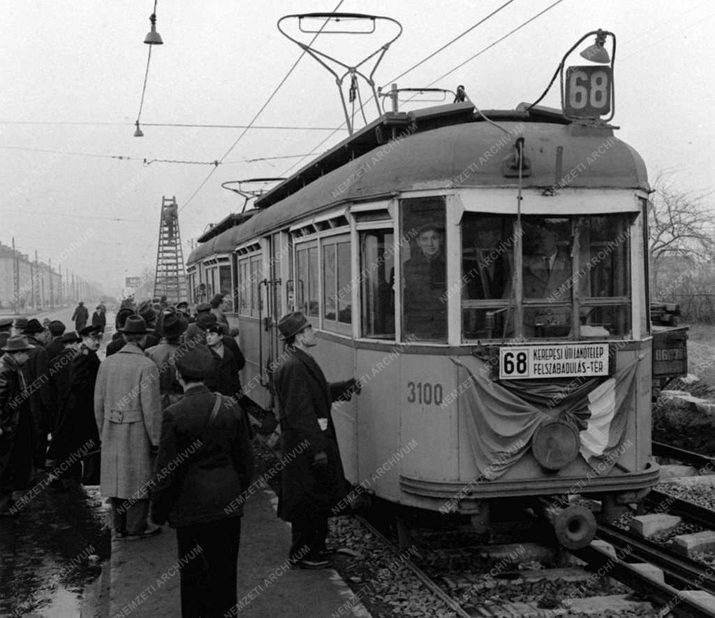 A szerző válogatása - A Kerepesi útig jár a 68-as villamos