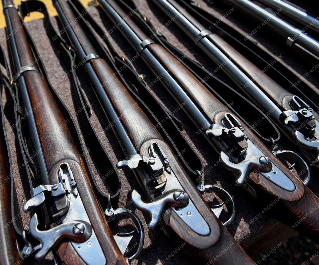 Kultúra - Hagyományőrzés - Füzéri Hadtörténeti és Helytörténeti Kör