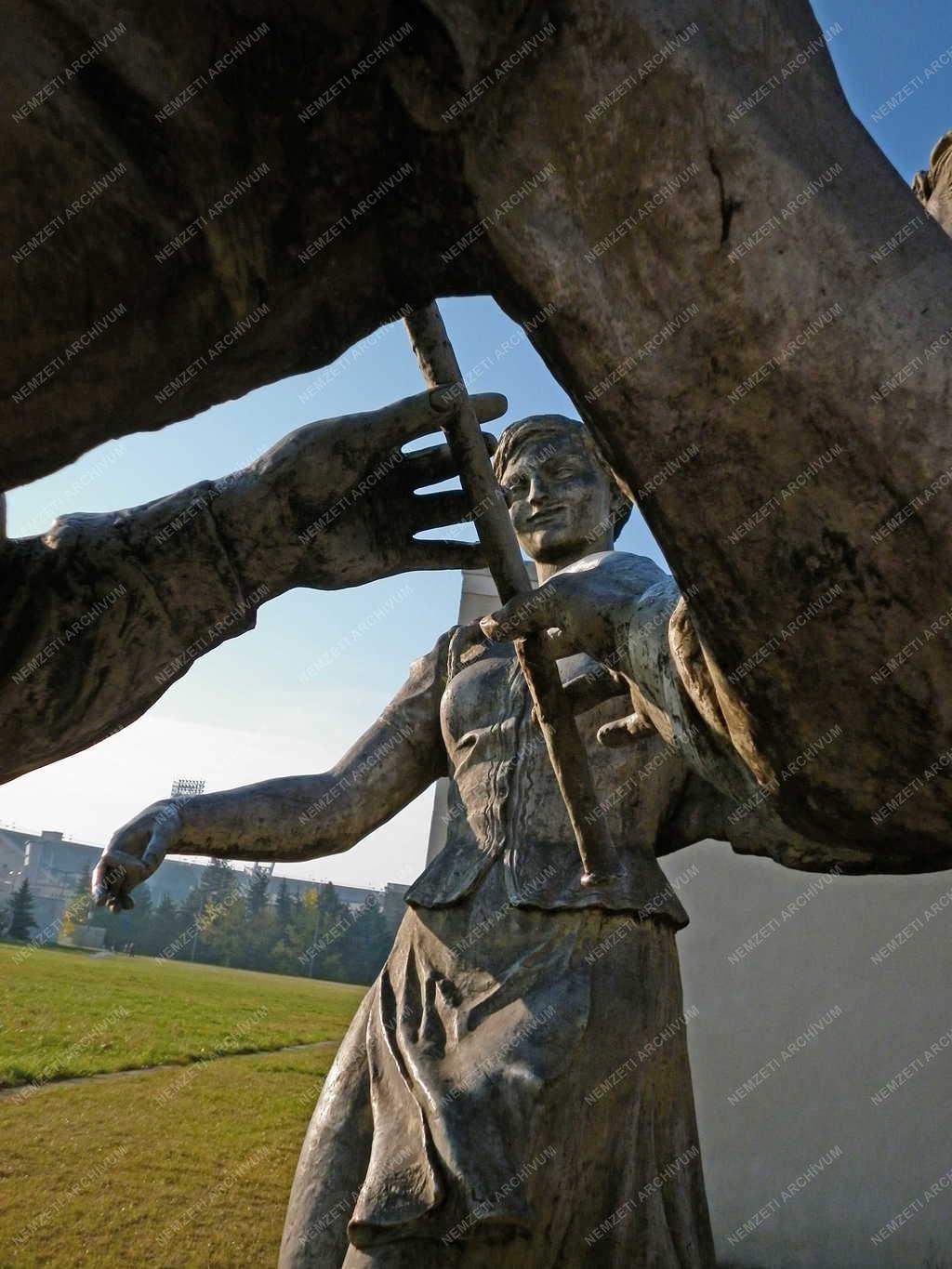 Budapest - Puskás Ferenc Stadion - Szoborpark