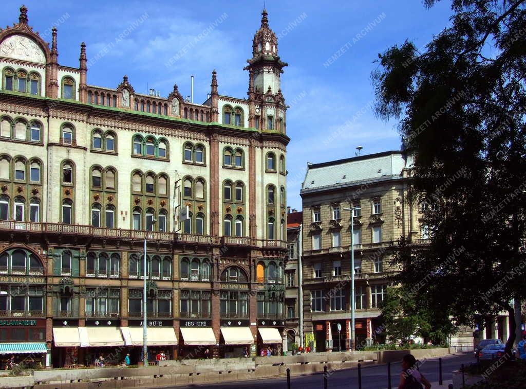 Műemlék jellegű épület - Az IBUSZ-székház