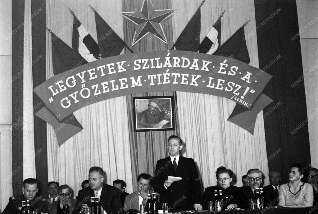 Belpolitika - Aktíva ülés