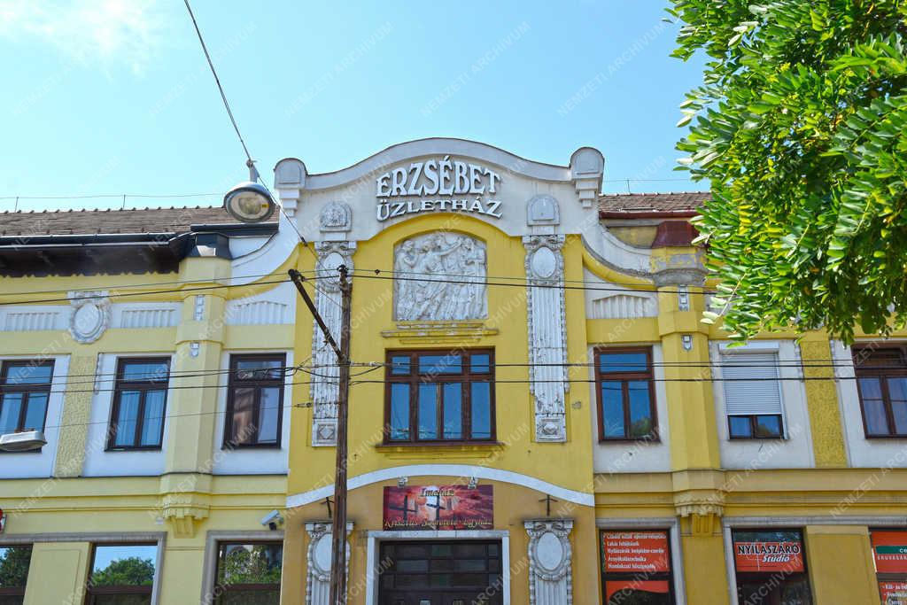 Kereskedelem - Budapest - Erzsébet Üzletház